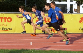 Schott-2020-08-15-100m-timo-DSC07008-aussch