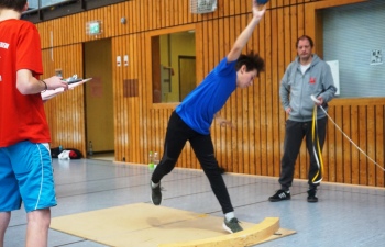 Halle-NO-2019-DSC02798-kugel-timo