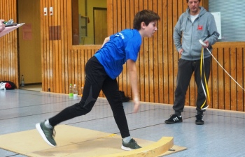 Halle-NO-2019-DSC02801-kugel-timo