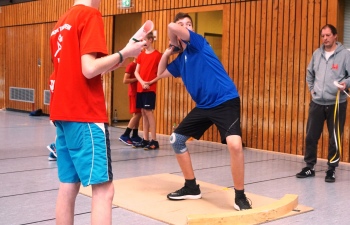 Halle-NO-2019-DSC02807-kugel-simon