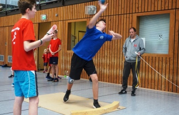 Halle-NO-2019-DSC02811-kugel-simon