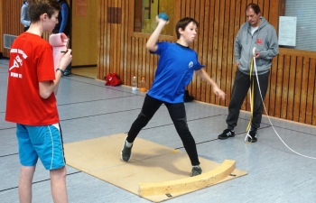 Halle-NO-2019-DSC02838-kugel-timo