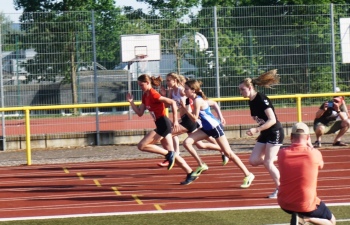 2022-05-19-simmern-DSC05315-100m-sophie