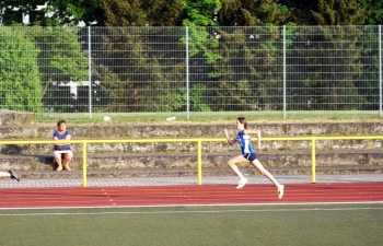 2022-05-19-simmern-DSC05447-200m-sophie